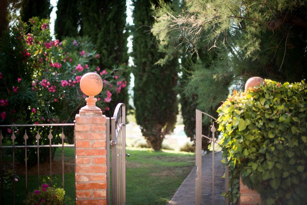 Villa Agriturismo Palazzo Val Del Sasso Villastrada  Exterior foto